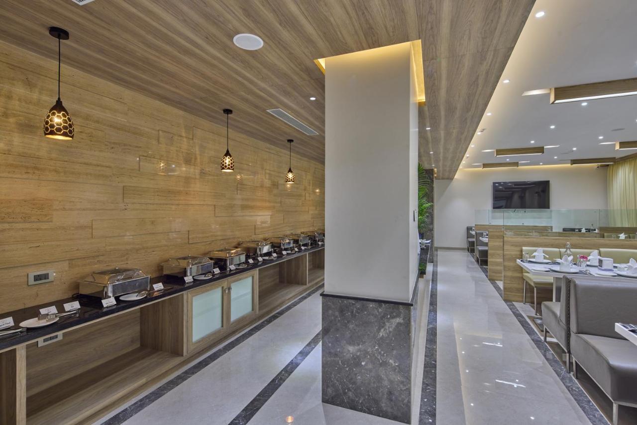 Grand Continent Hosur A Sarovar Portico Affiliate Hotel Exterior photo