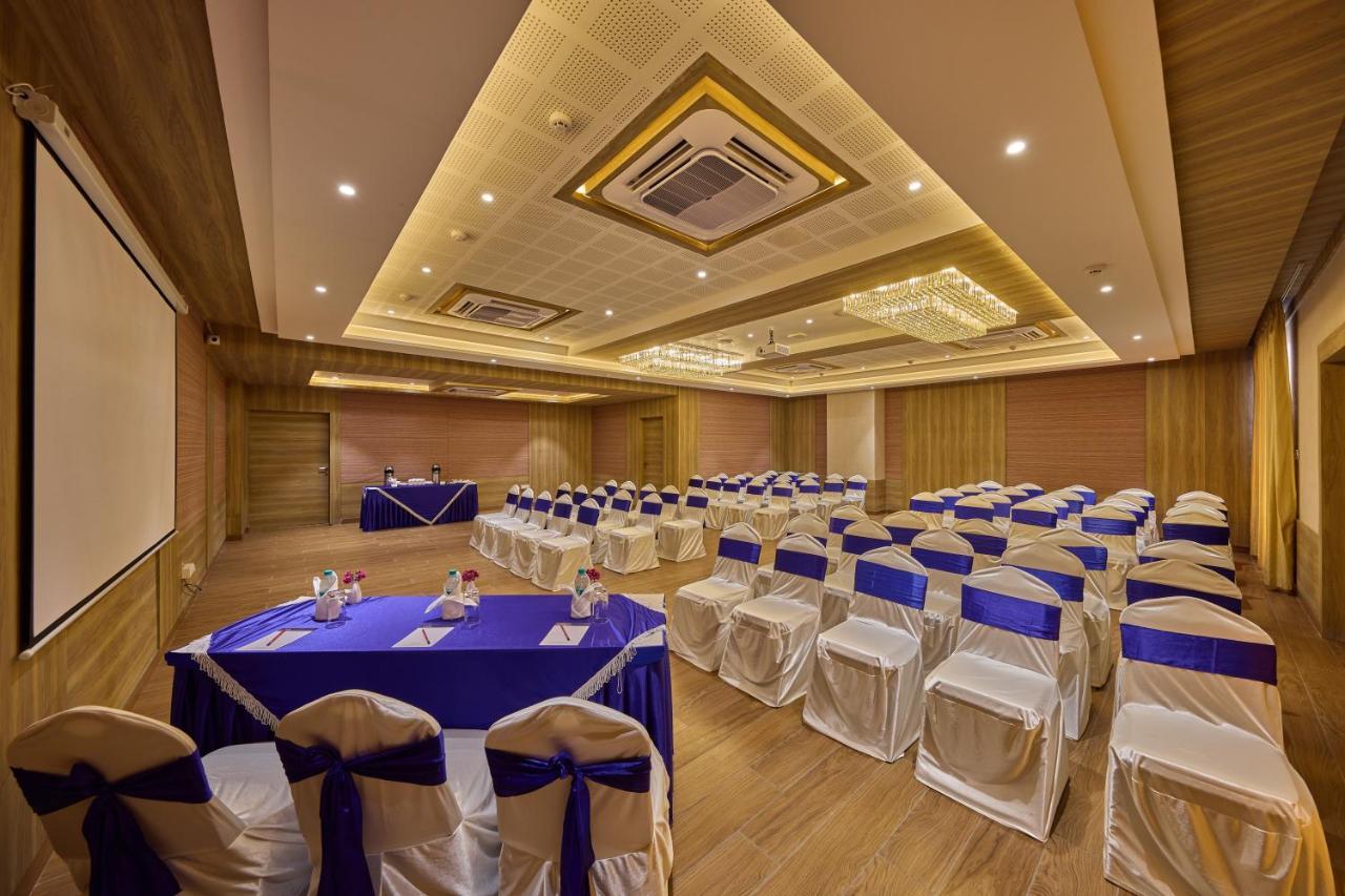 Grand Continent Hosur A Sarovar Portico Affiliate Hotel Exterior photo