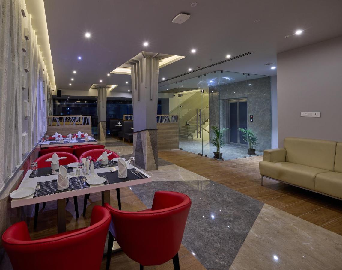 Grand Continent Hosur A Sarovar Portico Affiliate Hotel Exterior photo
