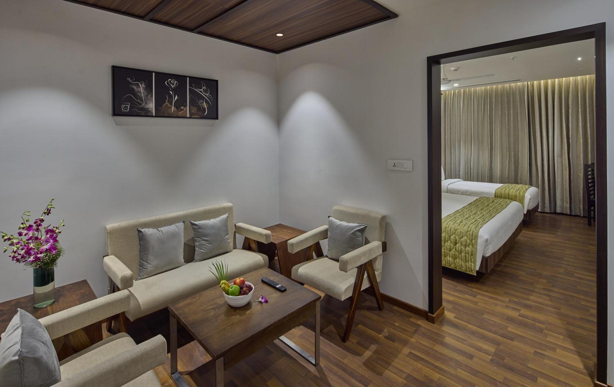 Grand Continent Hosur A Sarovar Portico Affiliate Hotel Exterior photo